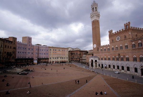 SIENA BATTE PISA 1-0, LA CANDIDATA TOSCANA COME CAPITALE EUROPEA DELLA CULTURA SARA’ LA CITTA’ DEL PALIO