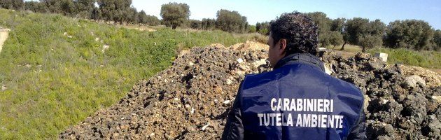 BRESCIA, RIFIUTI TOSSICI SOTTO L’AUTOSTRADA. IL CASO SOMIGLIA ALLA CONTAMINAZIONE DA NICHEL A CHIUSI.LA DIFFERENZA E’ CHE A CHIUSI NESSUNO SI MUOVE