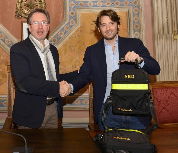 Chiusi. Due defibrillatori donati alla Città