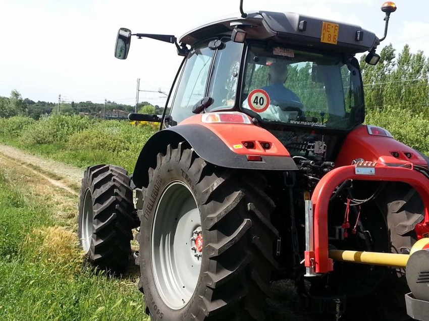 SENTIERO DELLA BONIFICA, SCARAMELLI ANNUNCIA: D’ORA IN POI L’ERBA LA TAGLIAMO NOI