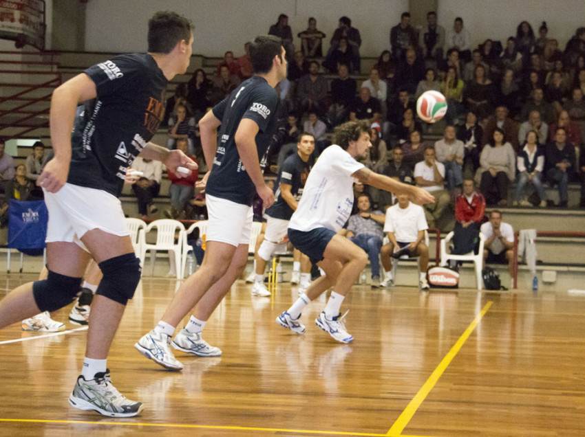 BANCA VALDICHIANA MAIN SPONSOR DELLA EMMA VILLAS VOLLEY. CHE CERCA UNO SCHIACCIATORE PER RIMPIAZZARE ZAMPETTI