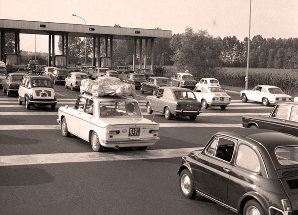 50 ANNI FA L’INAUGURAZIONE DELL’AUTOSTRADA, ECCO COME L’ITALIA SI ACCORCIO’