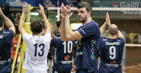 VOLLEY: LA EMMA VILLAS SBANCA ANCHE SEGRATE E RESTA IN VETTA. LA SQUADRA DI SERIE C PERDE IL DERBY CON ORVIETO…