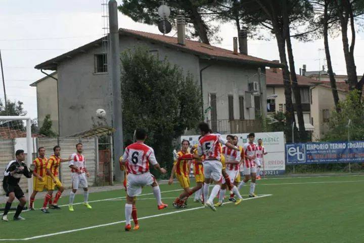 CHIUSI, SALVEZZA MATEMATICA E CAMPIONATO FINITO. GLI AUTARCHICI STECCANO IN CASA  E PERDONO 3-0 CON IL RADICONDOLI