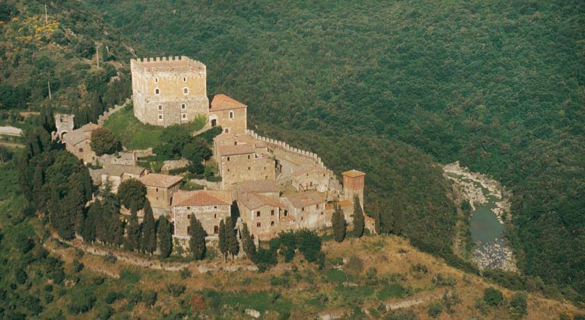 RIPA D’ORCIA, UNA “PERLA” SOTTO CHIAVE. MA E’ REGOLARE?