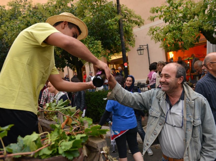 CHIUSI VERSO LA FESTA DELL’UVA E DEL VINO