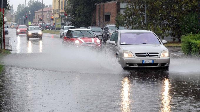 ALLERTA METEO IN VALDICHIANA: IN ARRIVO TEMPORALI, VENTO FORTE E GRANDINATE