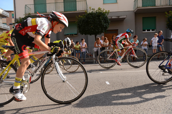 ALLA RICERCA DEI NIBALI DEL FUTURO: SABATO 30 LUGLIO 150 GIOVANISSIMI CICLISTI SULLE STRADE DI CHIUSI SCALO