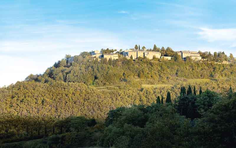 GITE FUORI PORTA (2): CASTIGLIONCELLO DEL TRINORO, IL BORGO SALVATO DAGLI AMERICANI