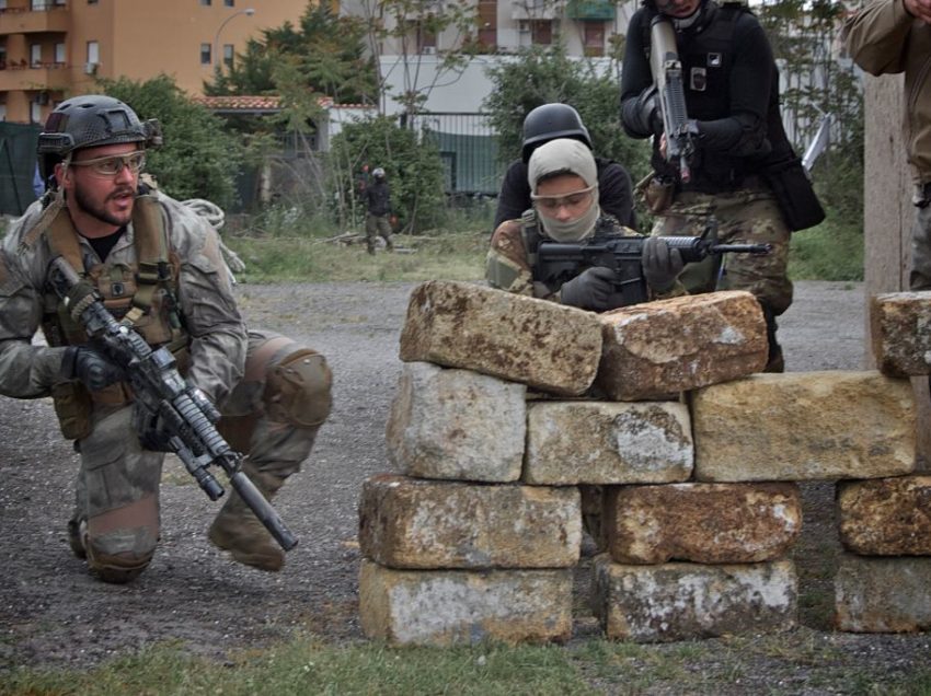 CITTA’ DELLA PIEVE, GIOCHI DI GUERRA ALLA NOTTE BIANCA. NON SI POTEVA EVITARE?