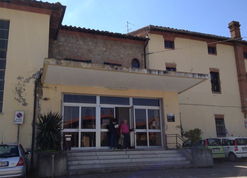 LA CASA DELLA SALUTE DI CHIUSI CITTA’ E UNA DELIBERA DELLA ASL RIMASTA LETTERA MORTA. COME MAI?