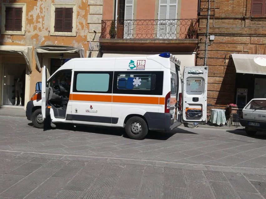 CITTA’ DELLA PIEVE: ANZIANA MUORE IN UN UN BAR. POLEMICHE SUI SOCCORSI (E SULLA RICONVERSIONE DELL’OSPEDALE)