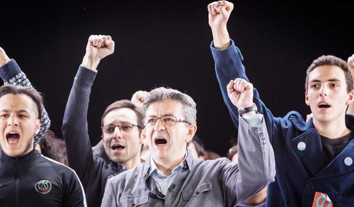 La sinistra, il renzismo e… la fine dell’illusione giovanilistica. La lezione di Melenchon