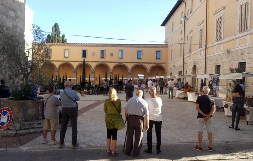 EFFETTO CINEMA: CHIUSI IN FIBRILLAZIONE PER LE RIPRESE DEL FILM “PALATO ASSOLUTO”