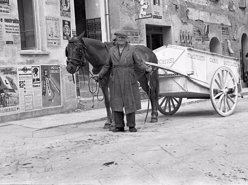 CHIUSI, COME ERAVAMO. UNA SERIE DI FOTO SU VOLTI E LUOGHI ANNI ’60…