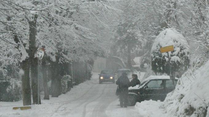 CHIUSI E VALDICHIANA, NUOVA ALLERTA METEO: NEVE E GELO TRA STANOTTE E DOMANI