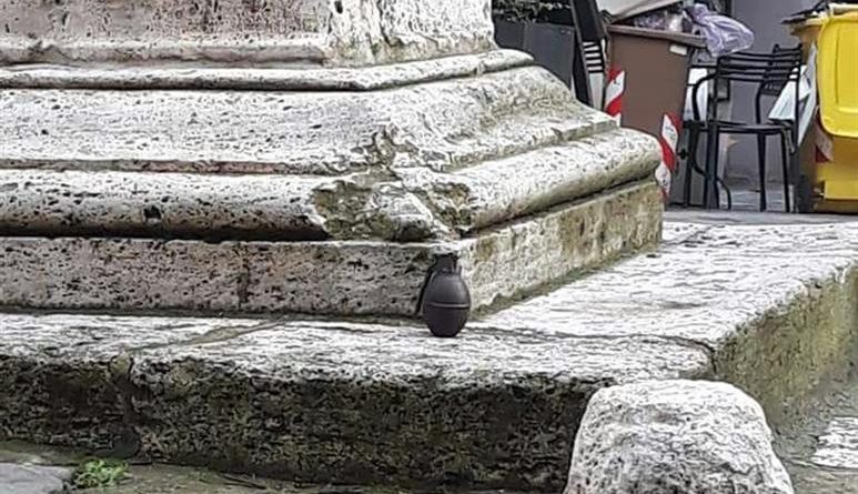 DUE BOMBE TROVATE QUESTA MATTINA A MONTEPULCIANO. ARTIFICIERI IN AZIONE. TORNA LA STRATEGIA DELLA TENSIONE?