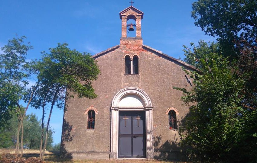 CASTIGLIONE DEL LAGO, VANDALI DEVASTANO DIPINTO DEL ‘600 IN UNA CHIESINA DI CAMPAGNA