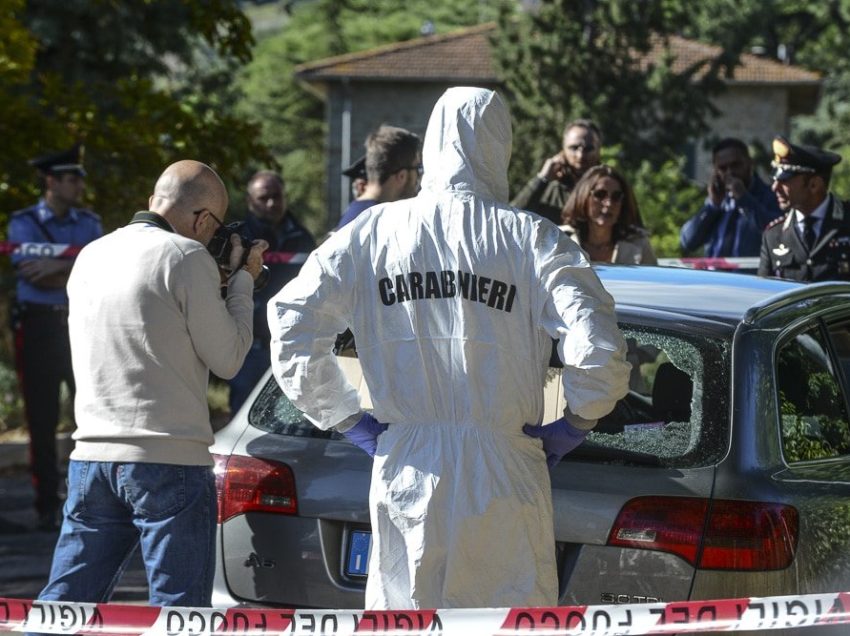 PERUGIA: VIGILANTES E CARABINIERI SPARANO DOPO FURTO IN TABACCHERIA, UN MORTO