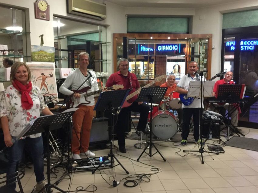 CHIUSI, OMAGGIO AL BEAT E A 50 ANNI DI MUSICA: IL CD DEI “RIVELATI”