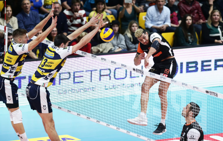EMMA VILLAS, GRAN BELLA PROVA ALLA “SCALA” DEL VOLLEY. HERNANDEZ UNA FURIA!