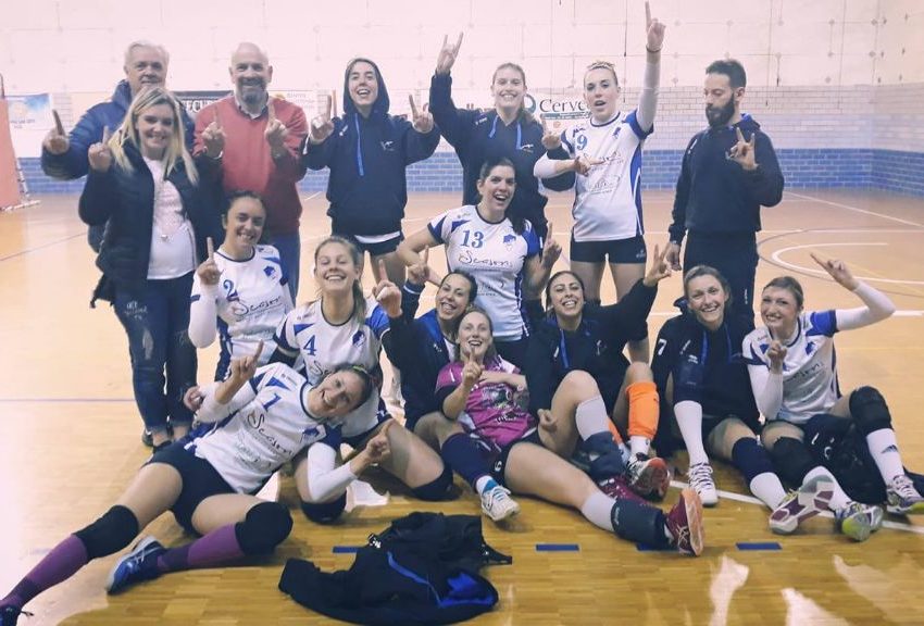 CHIUSI, IL VOLLEY E’ ROSA: LE RAGAZZE DELLA SEASON VITT CHIUDONO AL PRIMO POSTO. E ADESSO I PLAY OFF…