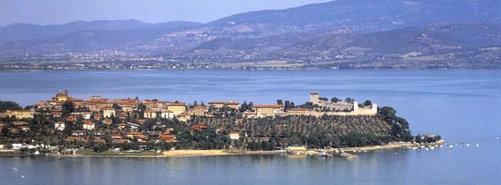 CASTIGLIONE DEL LAGO: CENTRO SINISTRA COMPATTO, CENTRO DESTRA DIVISO. INCOGNITA 5 STELLE: ALMENO 1.000 VOTI IN LIBERA USCITA