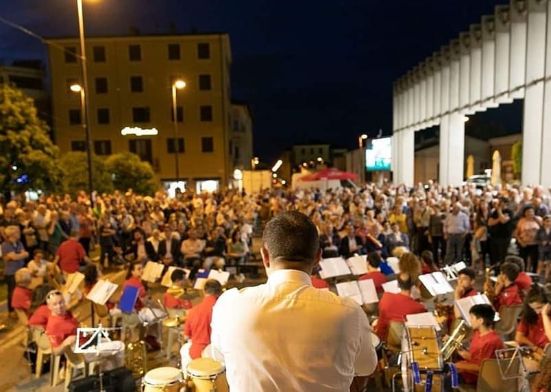 CHIUSI, LA FESTA IN PIAZZA PER IL FRECCIAROSSA