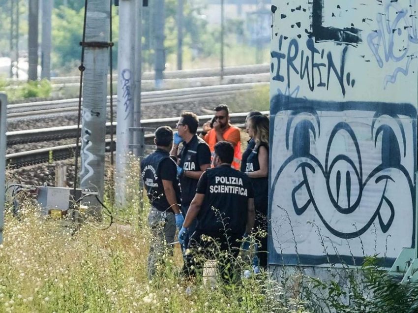 TRENI IN TILT SULLA FIRENZE-ROMA PER UNA SERIE DI INCENDI DOLOSI. CANCELLATI 25 ITALO  E FRECCIAROSSA. BIVACCHI NELLE STAZIONI