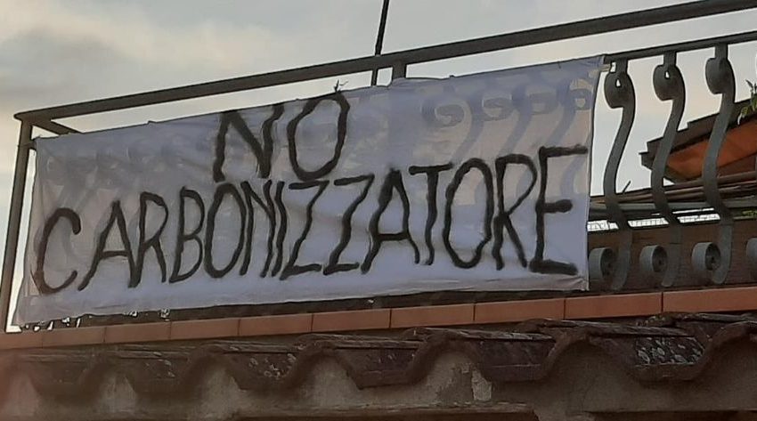 CASO ACEA: IL COMITATO LANCIA LA “LENZUOLATA”, BETTOLLINI ADOMBRA LE DIMISSIONI… MA SE SI DISCUTESSE SERIAMENTE E NON COME ALLO STADIO?