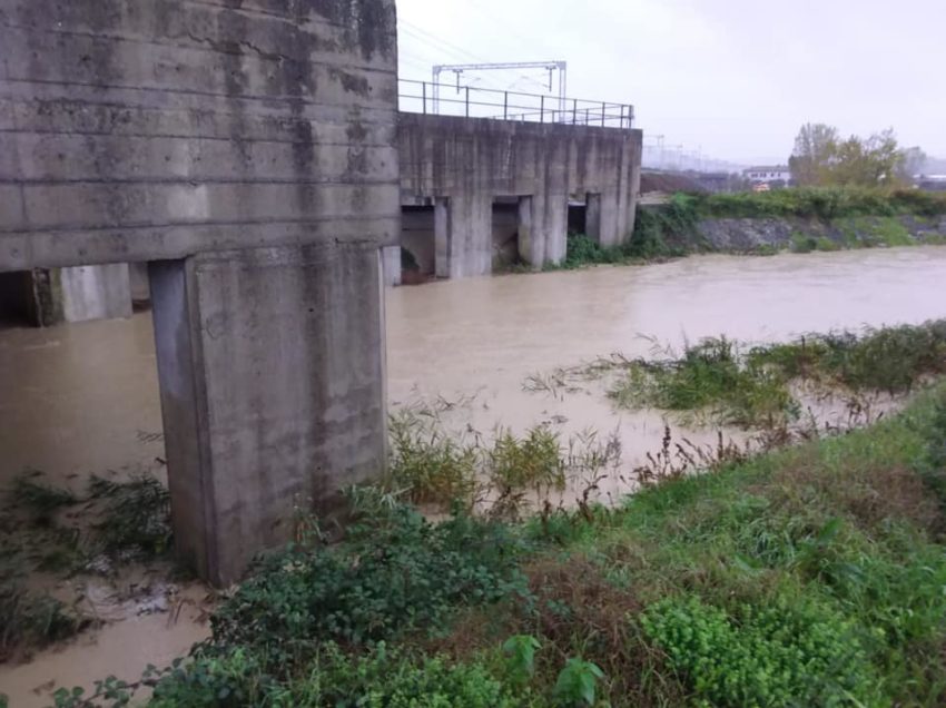 PIOGGE INCESSANTI, CORSI D’ACQUA AL LIVELLO DI GUARDIA. SCATTA L’ALLERTA