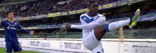 BALOTELLI, I CORI RAZZISTI, I ROGHI DEI LIBRI… E I FASCISTI CHE SI SENTONO SDOGANATI E PROTETTI