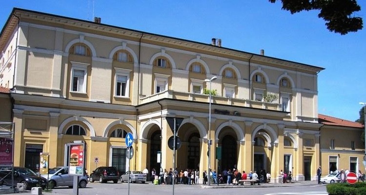 PERUGIA COME CHIUSI E CHIANCIANO, SENZA ABITANTI E SENZA NEGOZI… SI CERCANO SOLUZIONI PER INVERTIRE UNA TENDENZA COMUNE A TANTE CITTA’