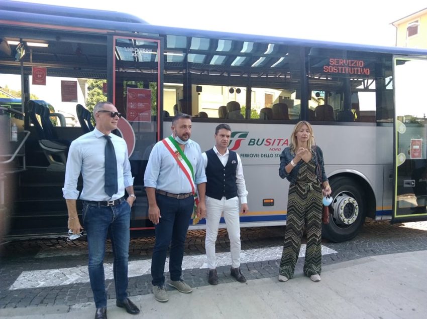 CHIUSI, INAUGURATA LA “NAVETTA” PER PERUGIA. E ORA L’OBIETTIVO E’ COLLEGARE CHIUSI ALLA PIEVAIOLA