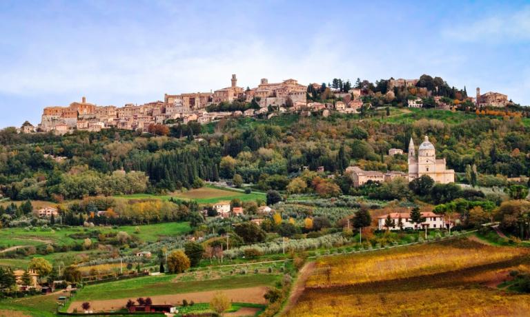 VALDICHIANA E VALDORCIA PERDONO ABITANTI: CALO PIU’ NETTO NEI PICCOLI COMUNI. TRA I MEDIO-GRANDI CHIUSI PERDE PIU’ DI TUTTI, SINALUNGA IL PIU’ STABILE