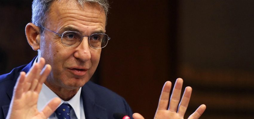 DEPOSITO RIFIUTI RADIOATTIVI: IL MINISTRO COSTA PRECISA, MA NON SPIEGA I CRITERI ADOTTATI PER STILARE LA MAPPA. E INTANTO CRESCE IL FRONTE DEL NO