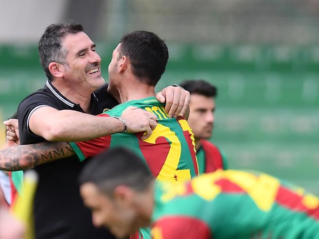 LA TERNANA TORNA IN B, IL RITORNO DELLA CLASSE OPERAIA IN PARADISO