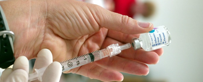 VACCINI: TOSCANA, SUBITO ESAURITE LE PRENOTAZIONI PER I 60ENNI. NON E’ QUESTO IL VERSO