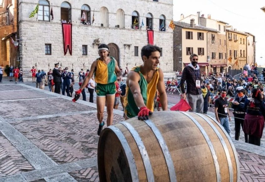 MONTEPULCIANO: BRAVIO STORICO, VINCE COLLAZZI PER LA PRIMA VOLTA. RUZZI DELLA CONCA: BIFFE PRIMA FINALISTA