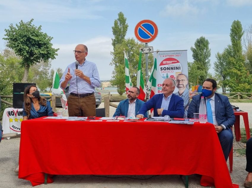 LETTA AL LAGO DI CHIUSI CON SONNINI, GIANI, BONAFE’ E GLI EX NEMICI. PRESENZE INUSITATE E ASSENZE EMBLEMATICHE