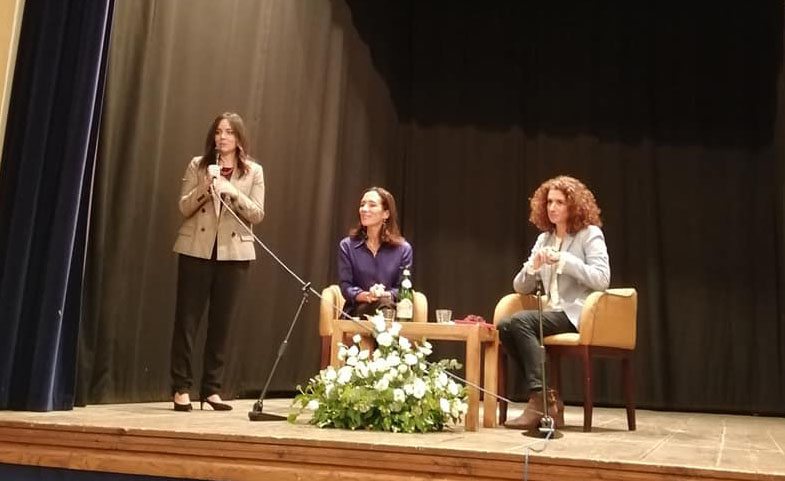 RACCONTARE LA GIOIA DI SCRIVERE… CHIARA GAMBERALE A “LA TERRAZZA” DI SAN CASCIANO BAGNI