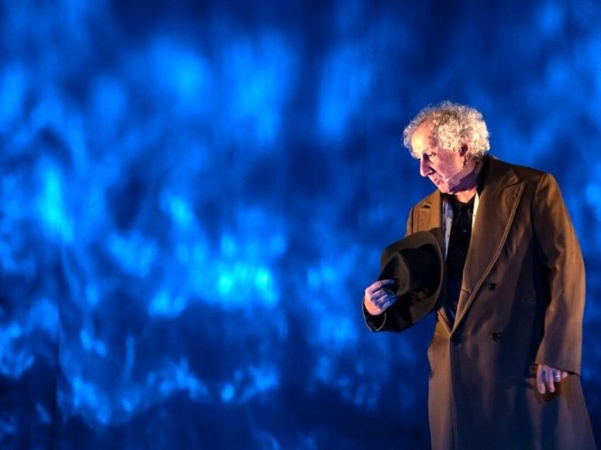 EUGENIO ALLEGRI NEI PANNI DI “NOVECENTO” DI BARICCO. GRANDE PERFORMANCE AL TEATRO CAOS DI CHIANCIANO