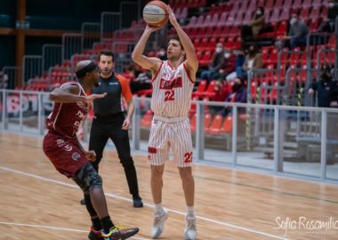 BASKET: PARTITA NON BELLA, MA VITTORIA IMPORTANTE PER LA SAN GIOBBE CHIUSI. E ADESSO LA COPPA ITALIA A CHIETI