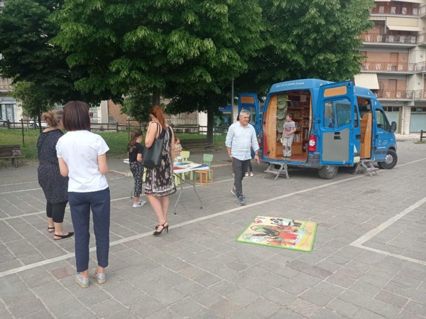 CHIUSI, QUEL BIBLIOBUS SULLE ORME DI… BIANCIARDI. ORA IL COMUNE NON DIMENTICHI OTTIERO OTTIERI