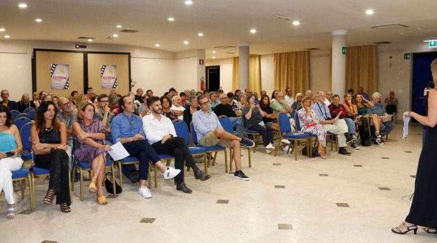 CHIANCIANO, TORNA CORTOFICTION. MOLTE OPERE IN CONCORSO RACCONTANO LA CUPEZZA DEI DUE ANNI DI PANDEMIA