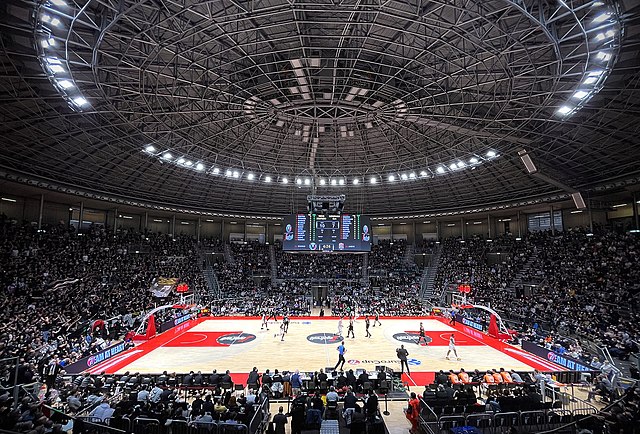 LA SAN GIOBBE CHIUSI AL PALADOZZA DI BOLOGNA: LA BELLEZZA DI GIOCARE IN UN TEMPIO DEL BASKET