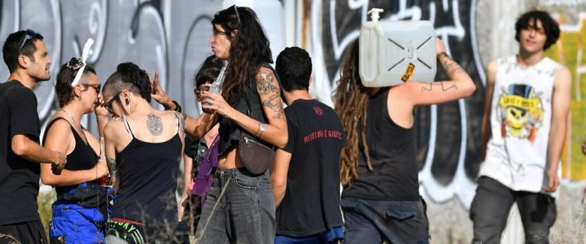 IL GOVERNO HA PAURA DELLE “ZECCHE”… IL DECRETO ANTI-RAVE E’ SOLO ANTI RAVE? E’ COSTITUZIONALE?