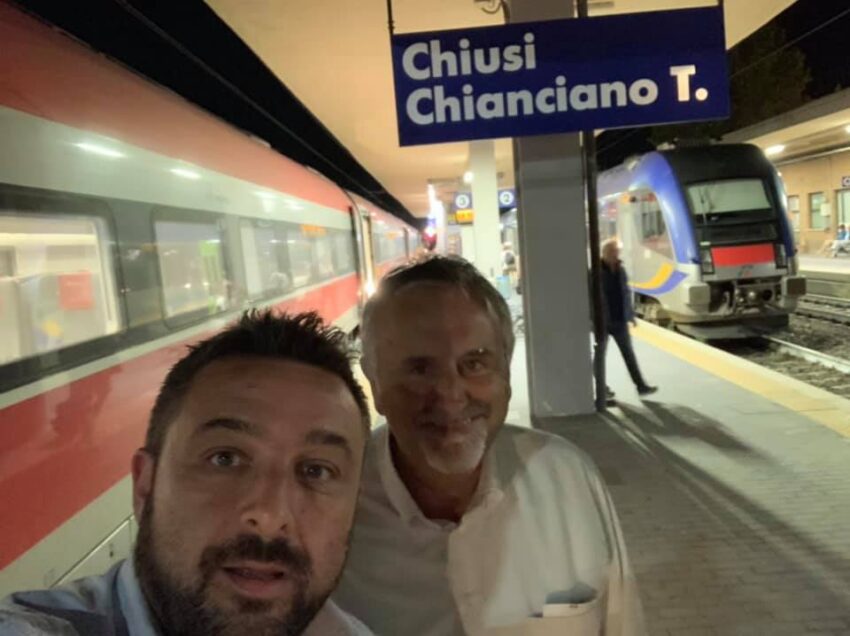 STAZIONE DI CHIUSI: IL GRANDE LAVORO DI BETTOLLINI E LANARI PER AVERE IL FRECCIAROSSA. LA STRANA CONVERSIONE DELL’EX ASSESSORE REGIONALE CECCARELLI