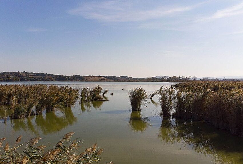 MONTEPULCIANO, LA REGIONE BOCCIA L’IMPIANTO DI TRATTAMENTO RIFIUTI ORGANICI VICINO AL LAGO. VITTORIA DI COMITATI ED AMBIENTALISTI