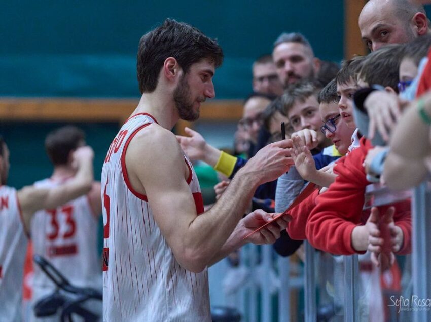 BASKET, PER LA SAN GIOBBE CHIUSI SALVEZZA MATEMATICA E POSSIBILITA’ DI ACCEDERE AI PLAY OFF. IL BELLO VIENE ADESSO!